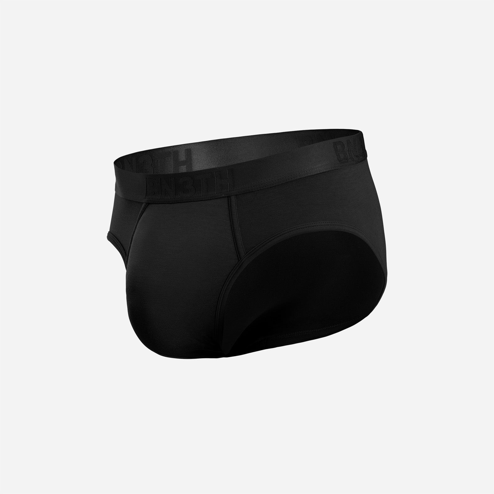 http://www.bn3th.com/cdn/shop/files/FW23-Classic-Brief-Solid-Black-M311006-028-Front_3aceee3d-1b3e-46b8-9674-ba570e8473af.jpg?v=1695938265