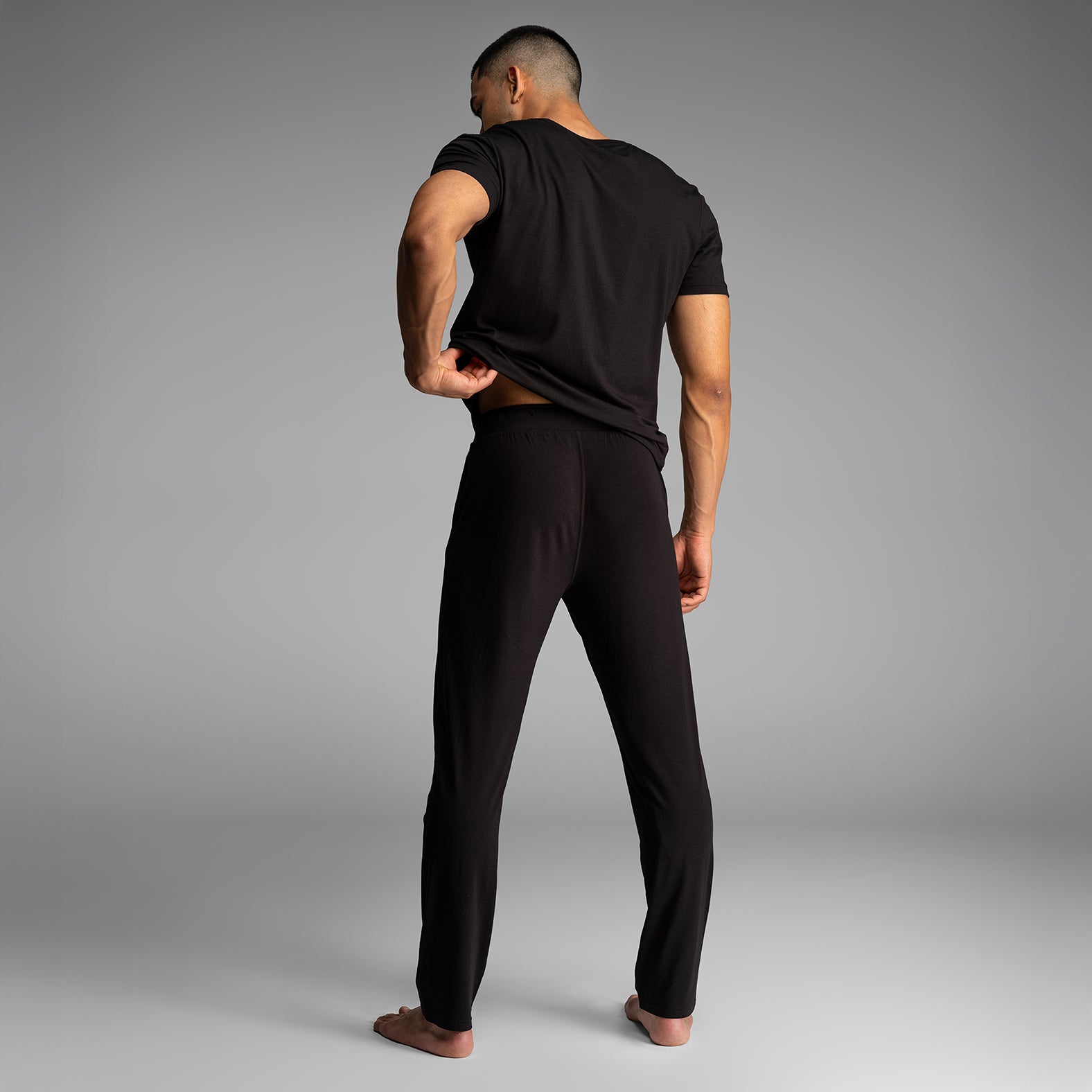 Essentials Lounge Pant: Black – BN3TH.com