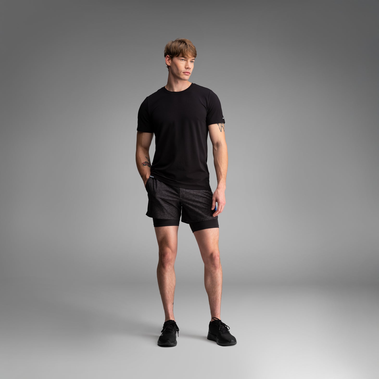 Crew T-shirt: Lucas Beaufort Character - Black | BN3TH Underwear