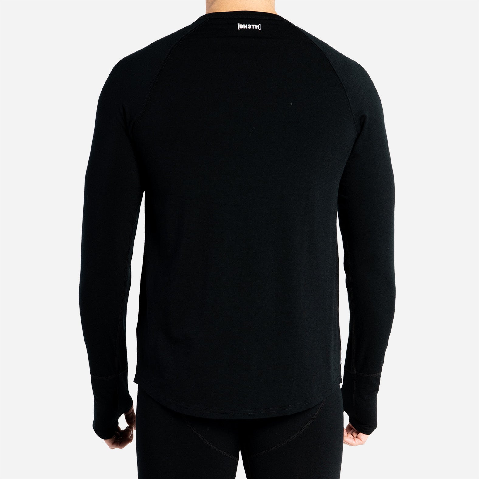 MERINO CREW NECK: BLACK