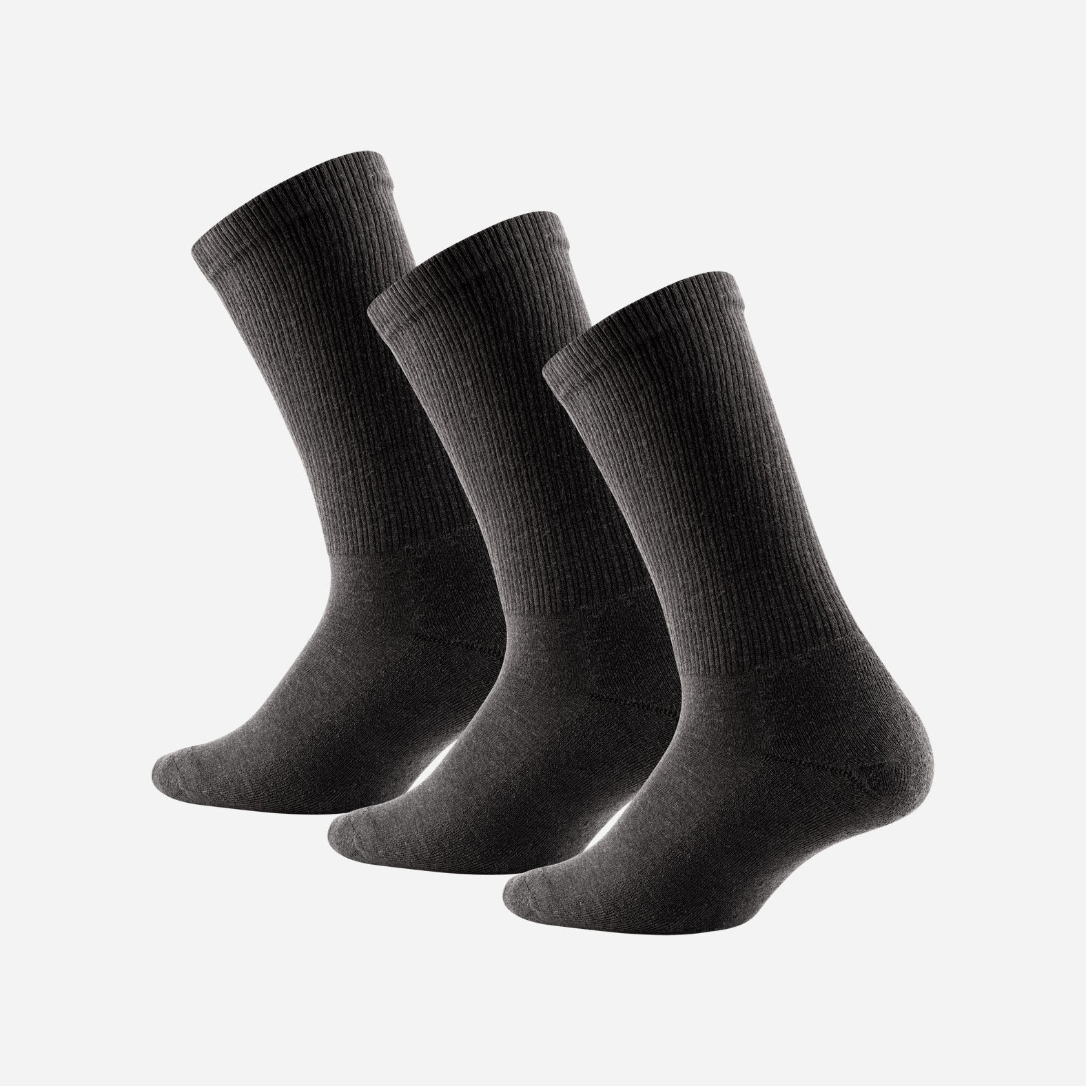 Classic Crew Sock: Black 3 Pack