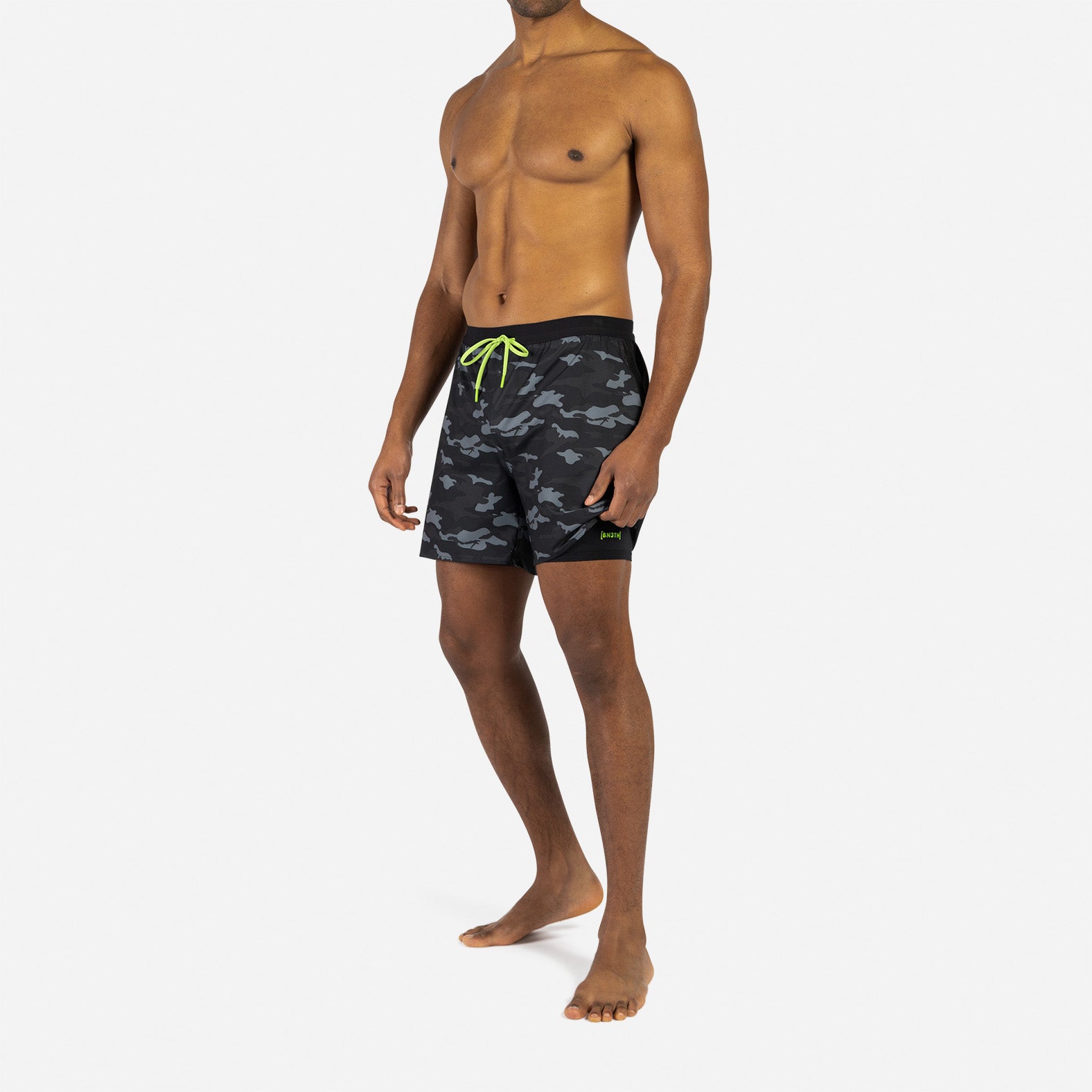 Runner’s High 2N1 Short: Covert Camo